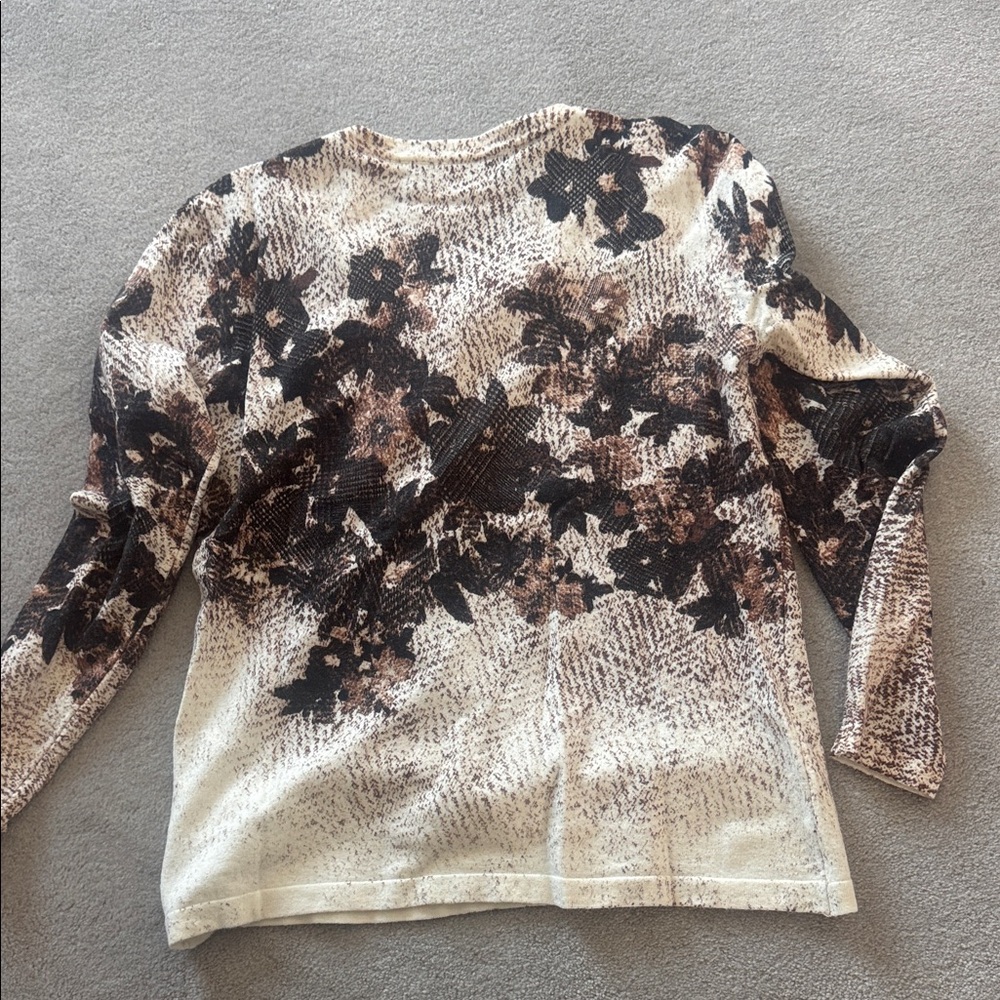 Floral Patterned Sweater - Picture 2 of 5